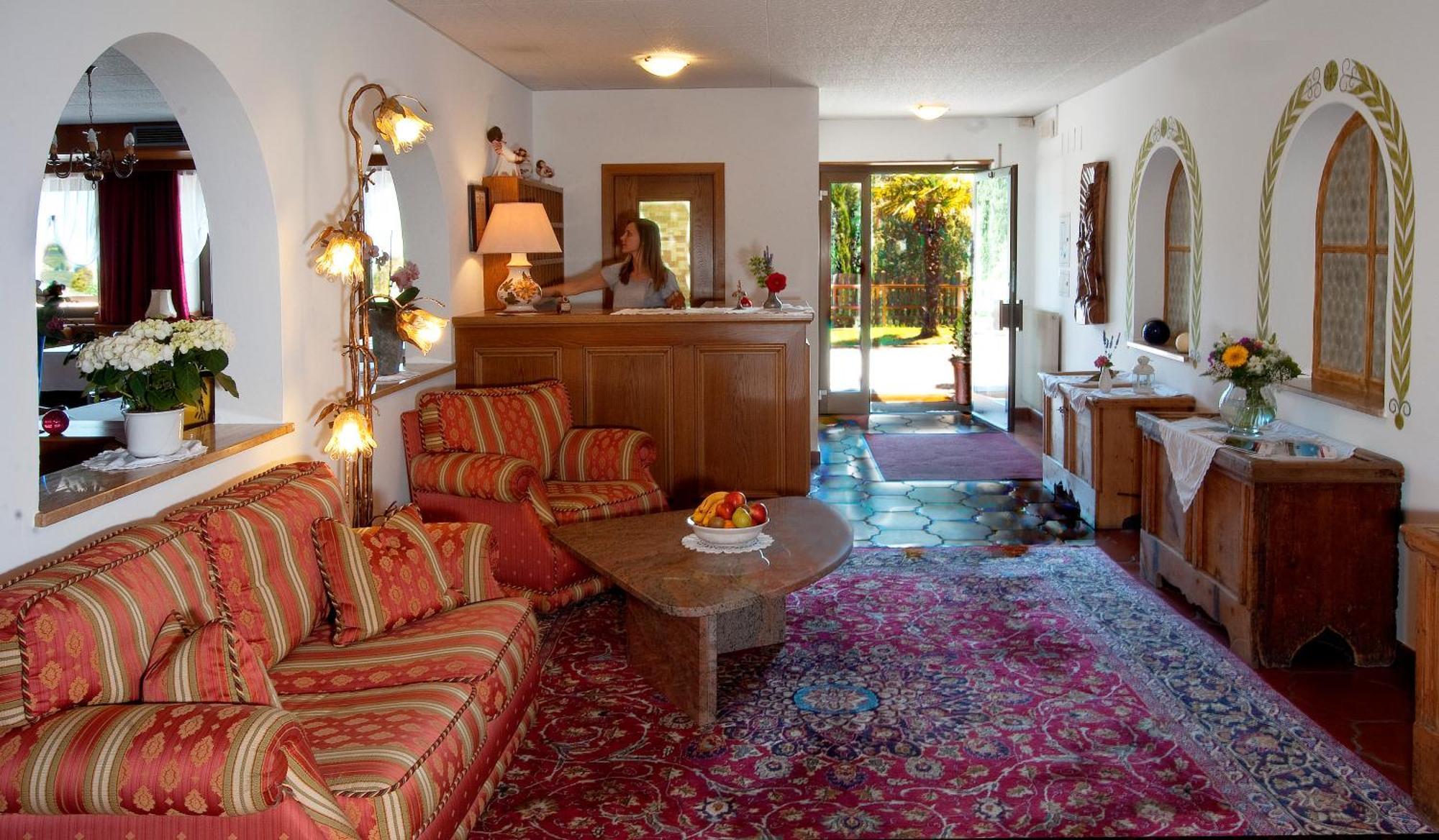 Hotel Appartement Inge Тироло Экстерьер фото